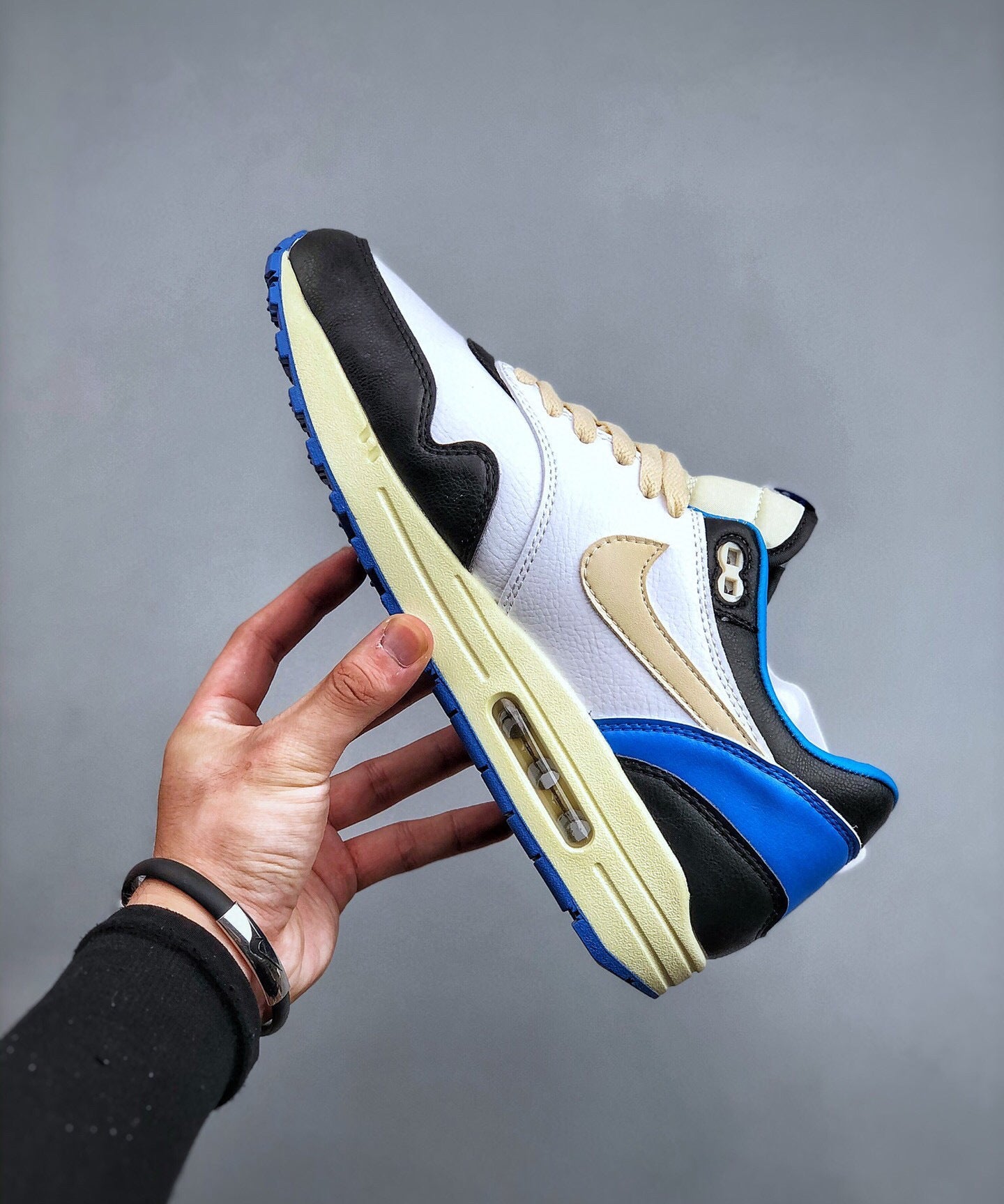 Air Max 1 Fragment