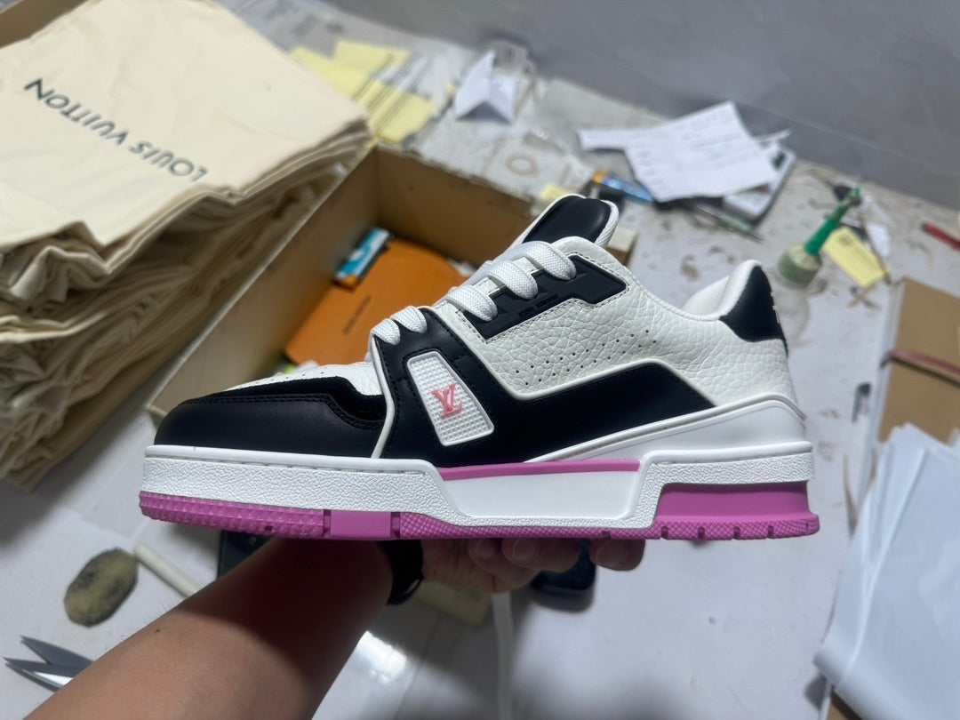 Trainer White and Pink