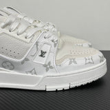 Trainer White