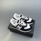574 Clássico Preto e Branco