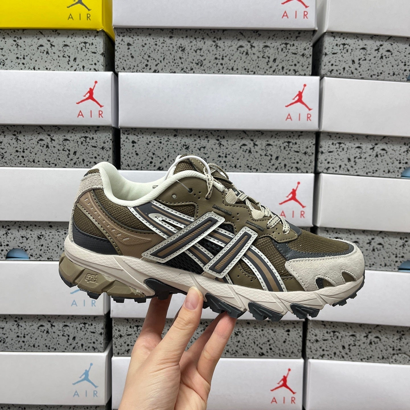 GEL-SONOMA TR62 Clay Canyon/Obesidan Grey