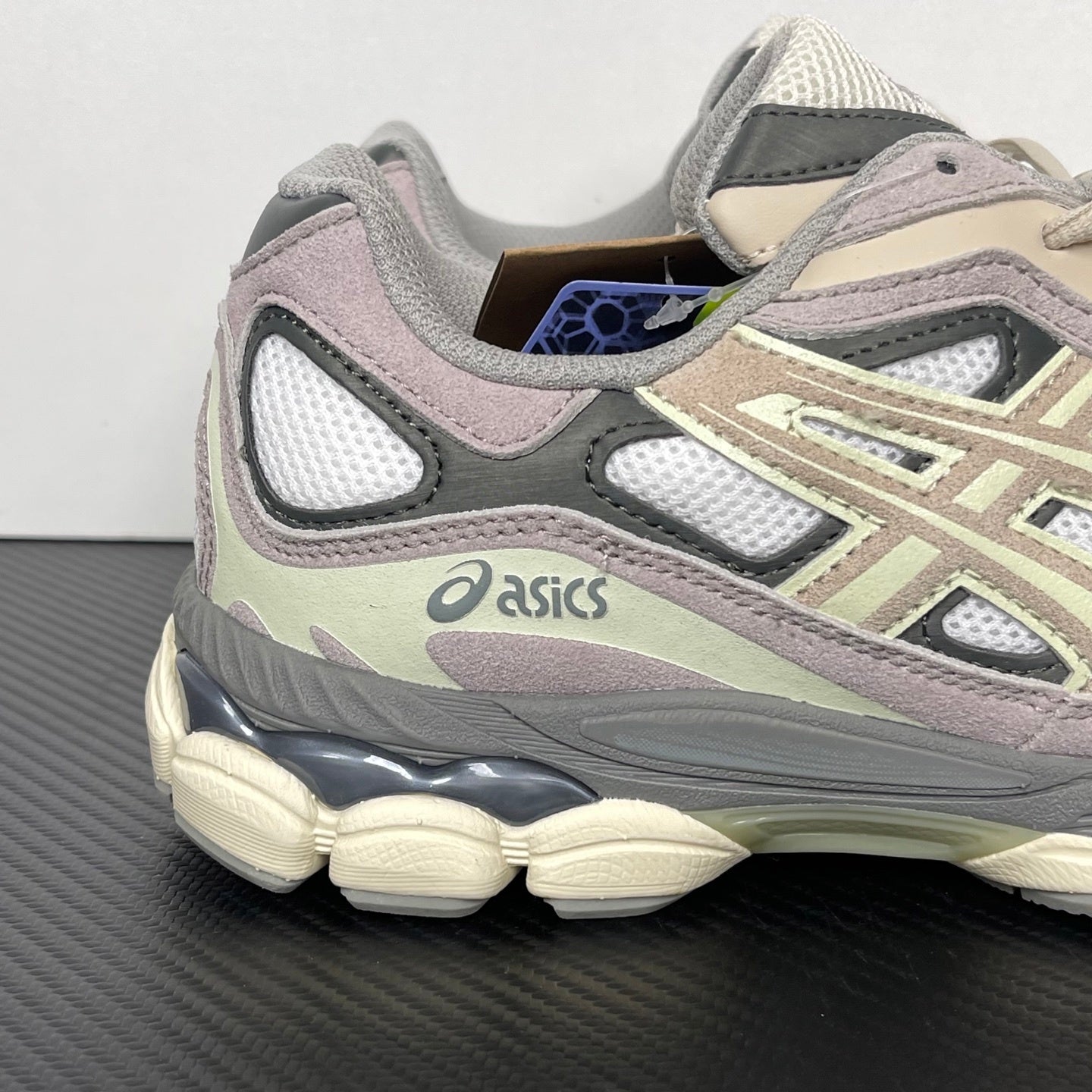 Gel Nyc Cream/Oyster Grey