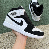 AJ1 MID Panda