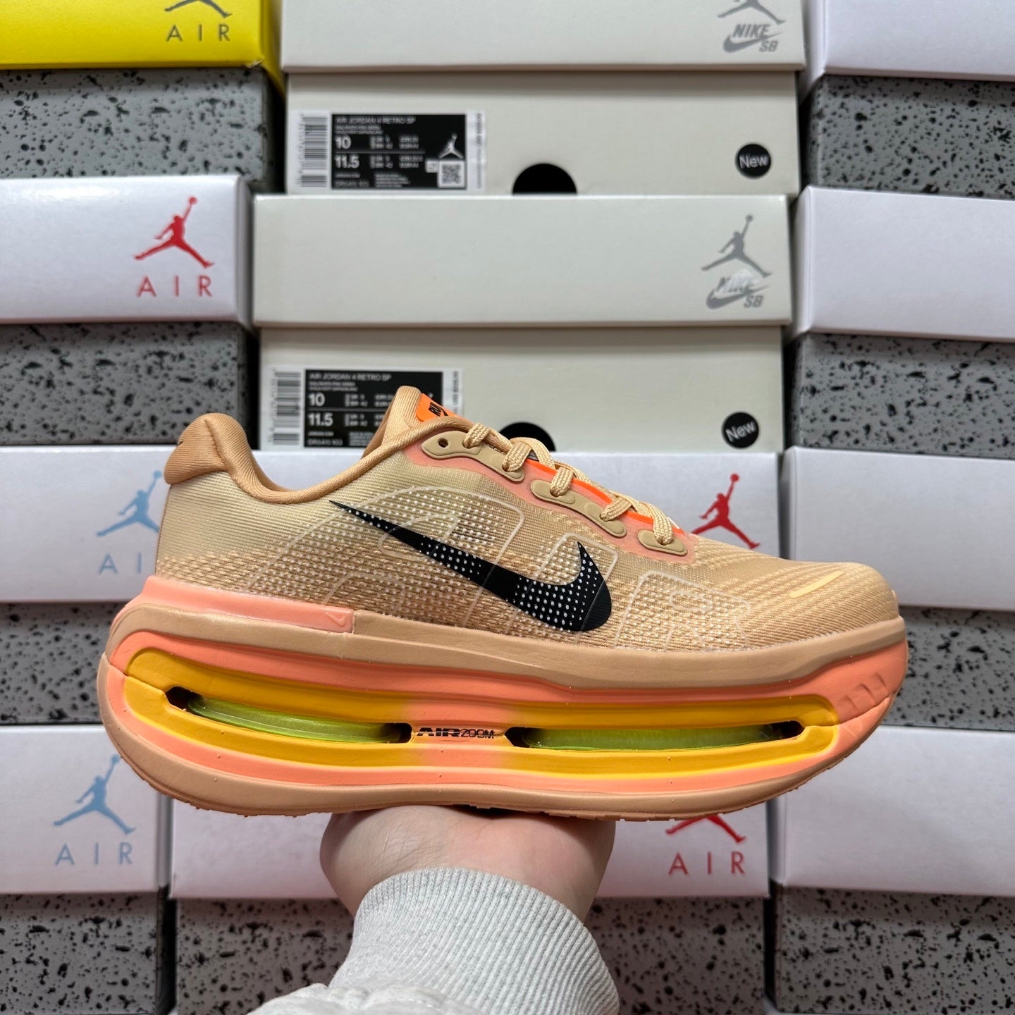 Vomero Premium Orange/Yellow
