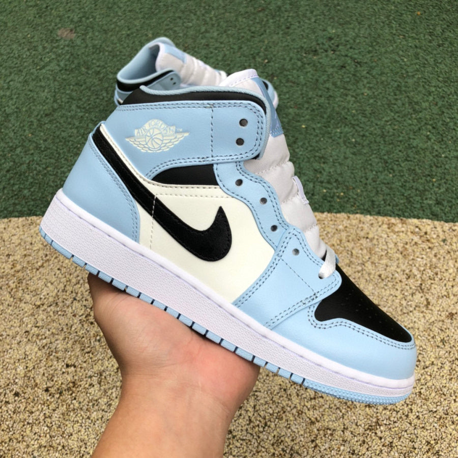AJ1 MID Ice Blue