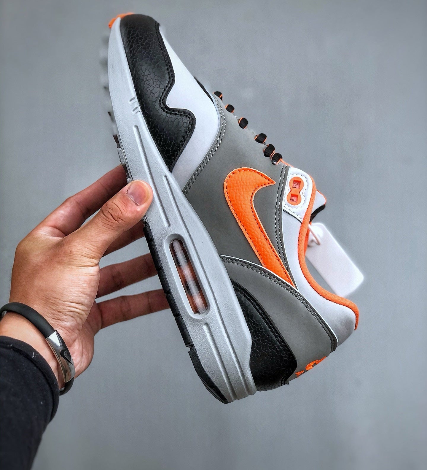 Air Max 1 Brilliant Orange