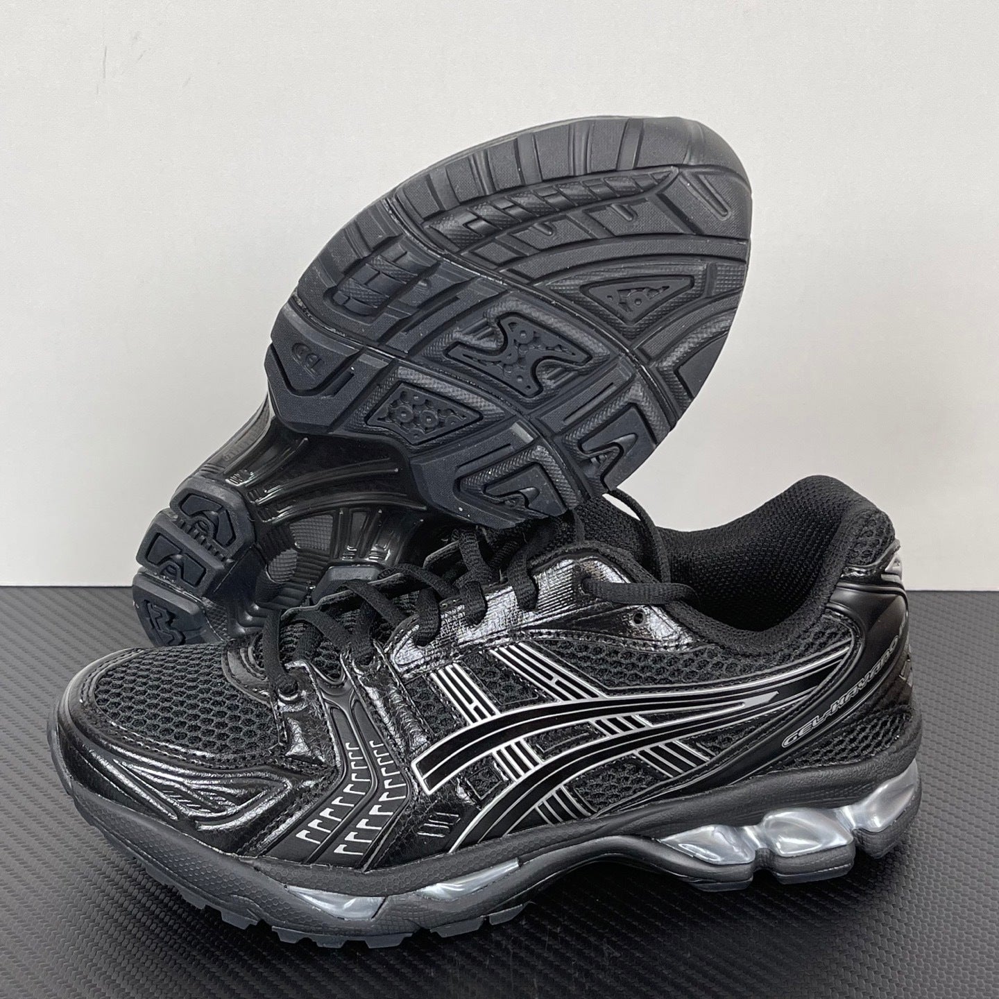 Kayano 14 Black
