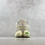 NB 9060 x Bricks & Wood