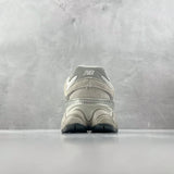 NB 9060 Ano Novo Lunar Timberwolf Cinzento