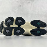 NB 9060 Sea Salt & New Spruce