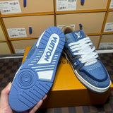Trainer Blue