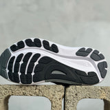 Gel-Kayano 31 Black/White