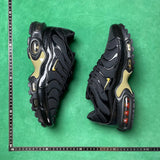 TN Black & Metallic Gold