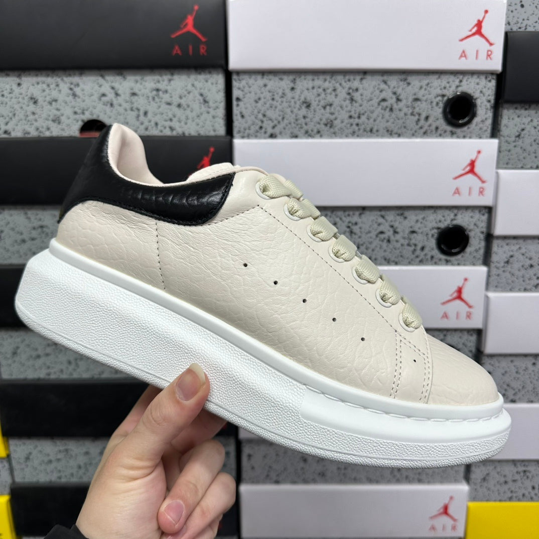 Alexander McQueen Beige and Black Drip Sneakers
