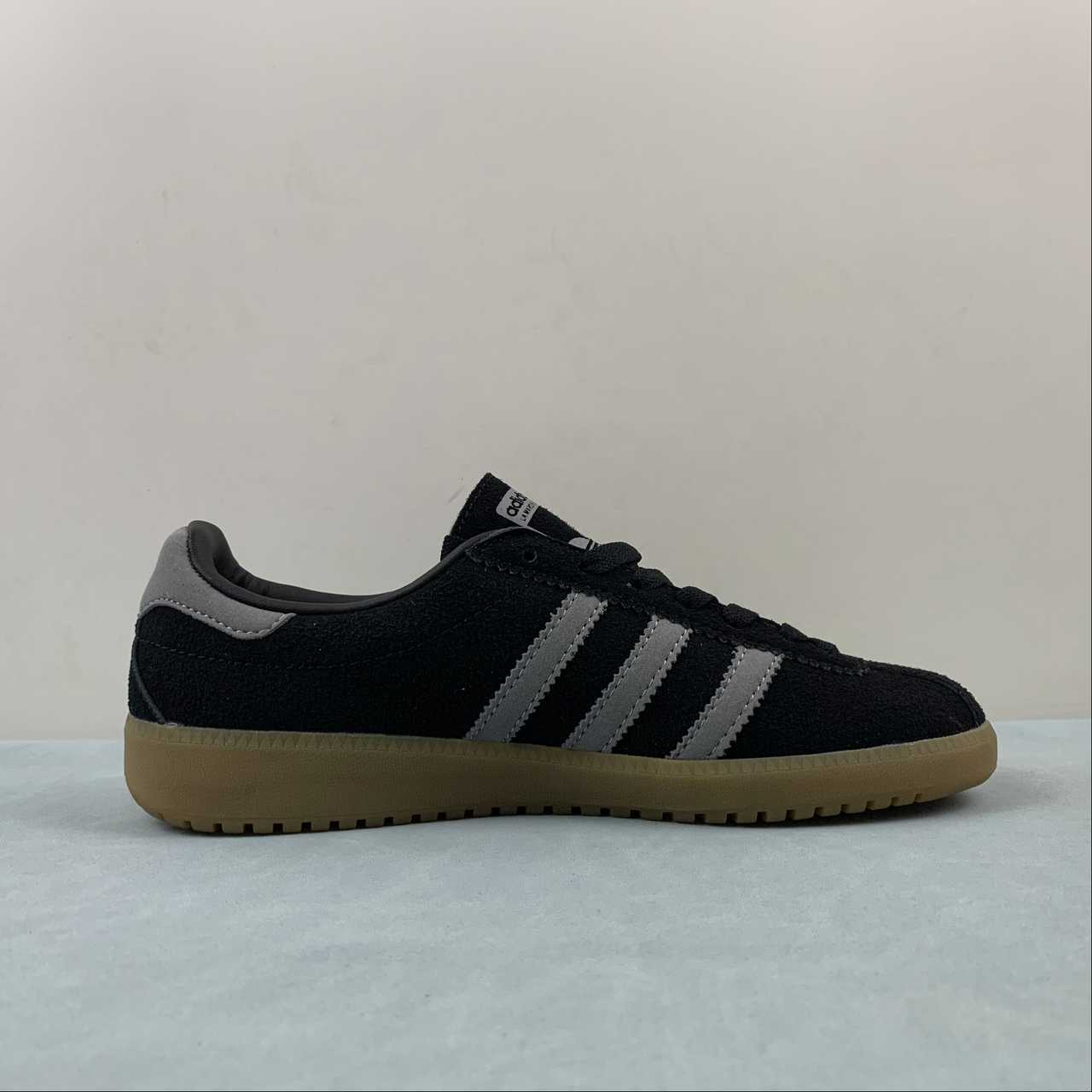 AD Bermuda Black Grey