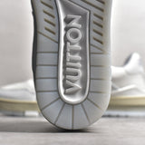 Trainer White and Cream