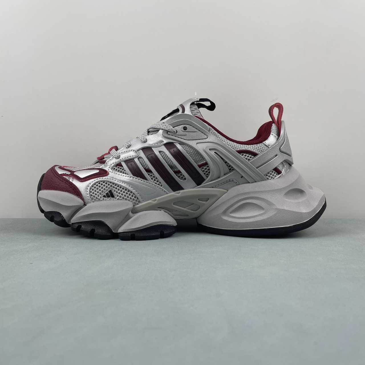 AD XLG Runner Deluxe Silver Wine