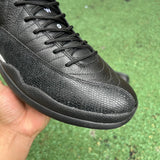 12 Pure Black