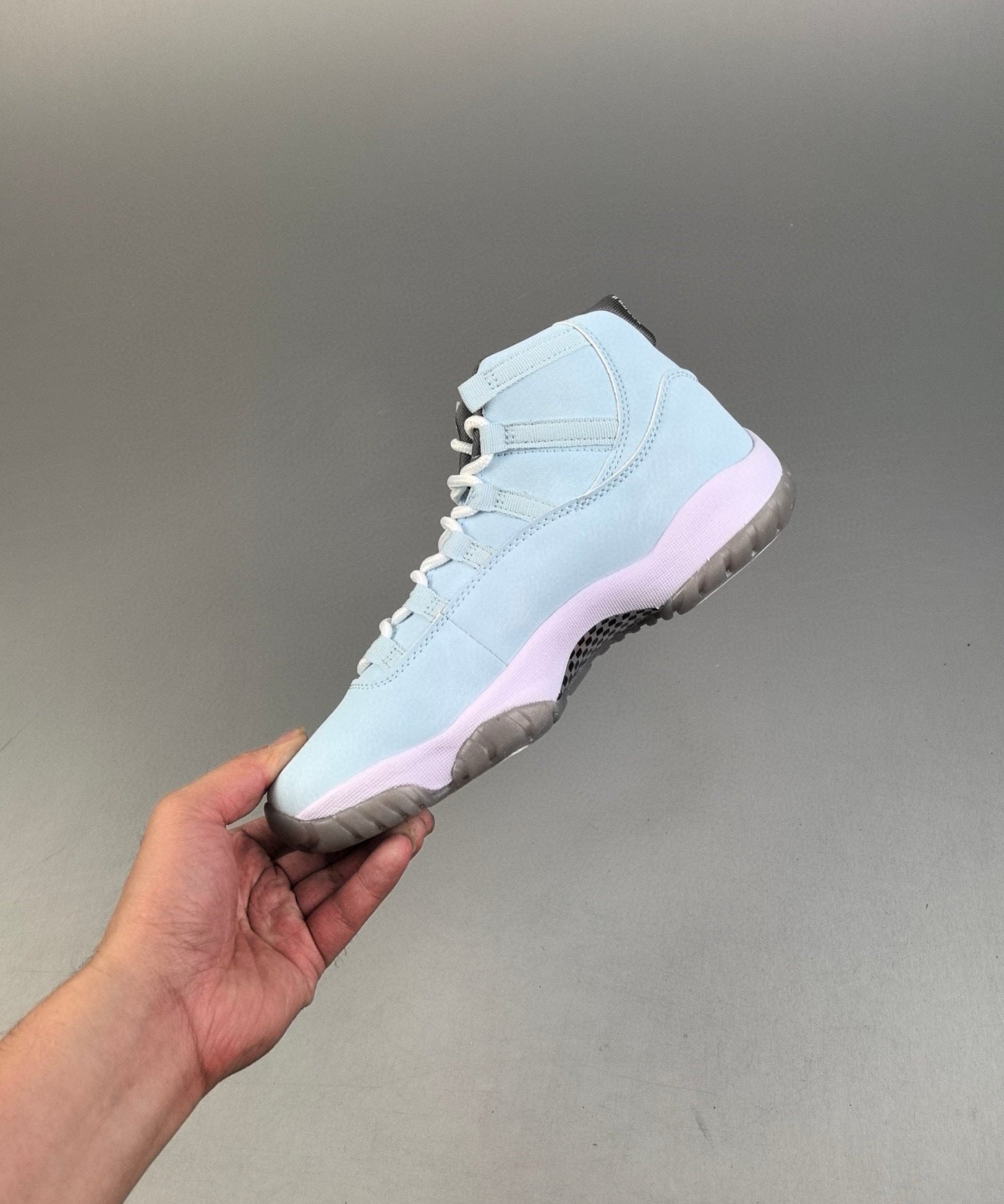 AJ11 Retro High Blue