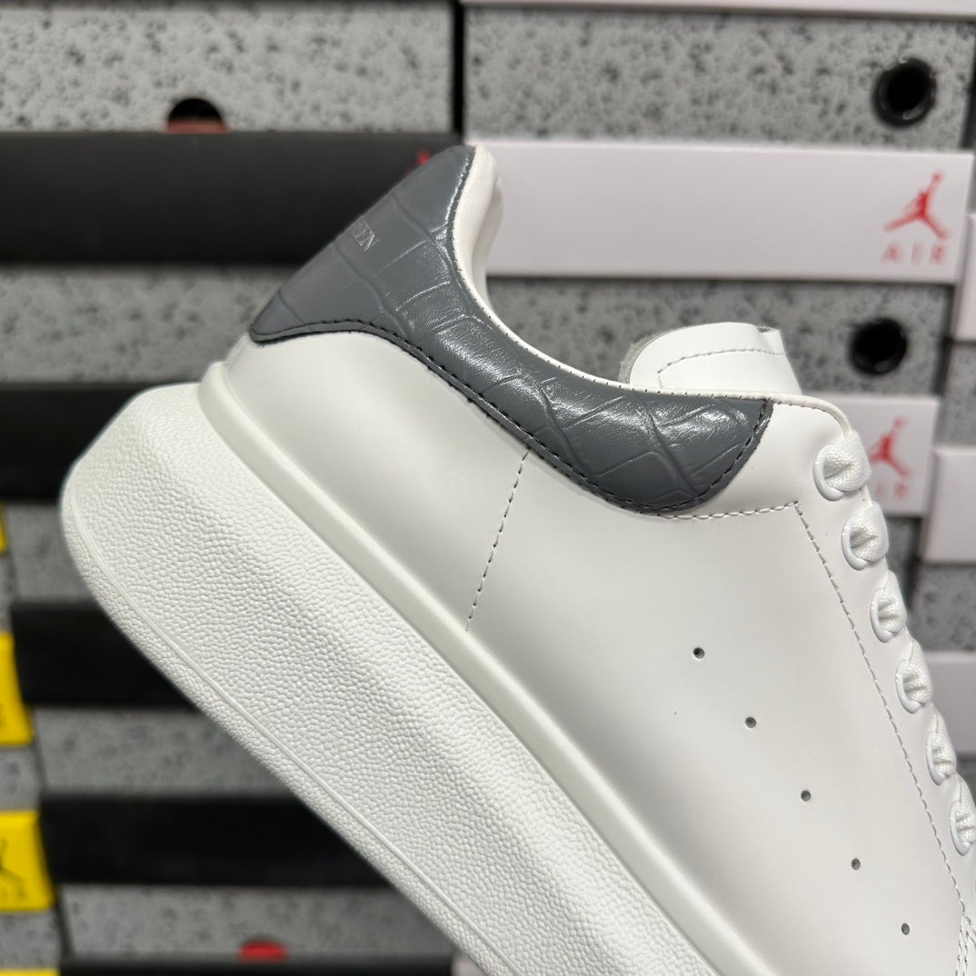 Alexander McQueen Turtle Grey Drip Sneakers