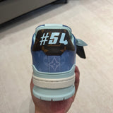 Trainer Blue
