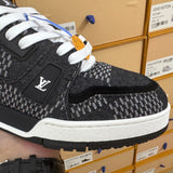 Trainer Black