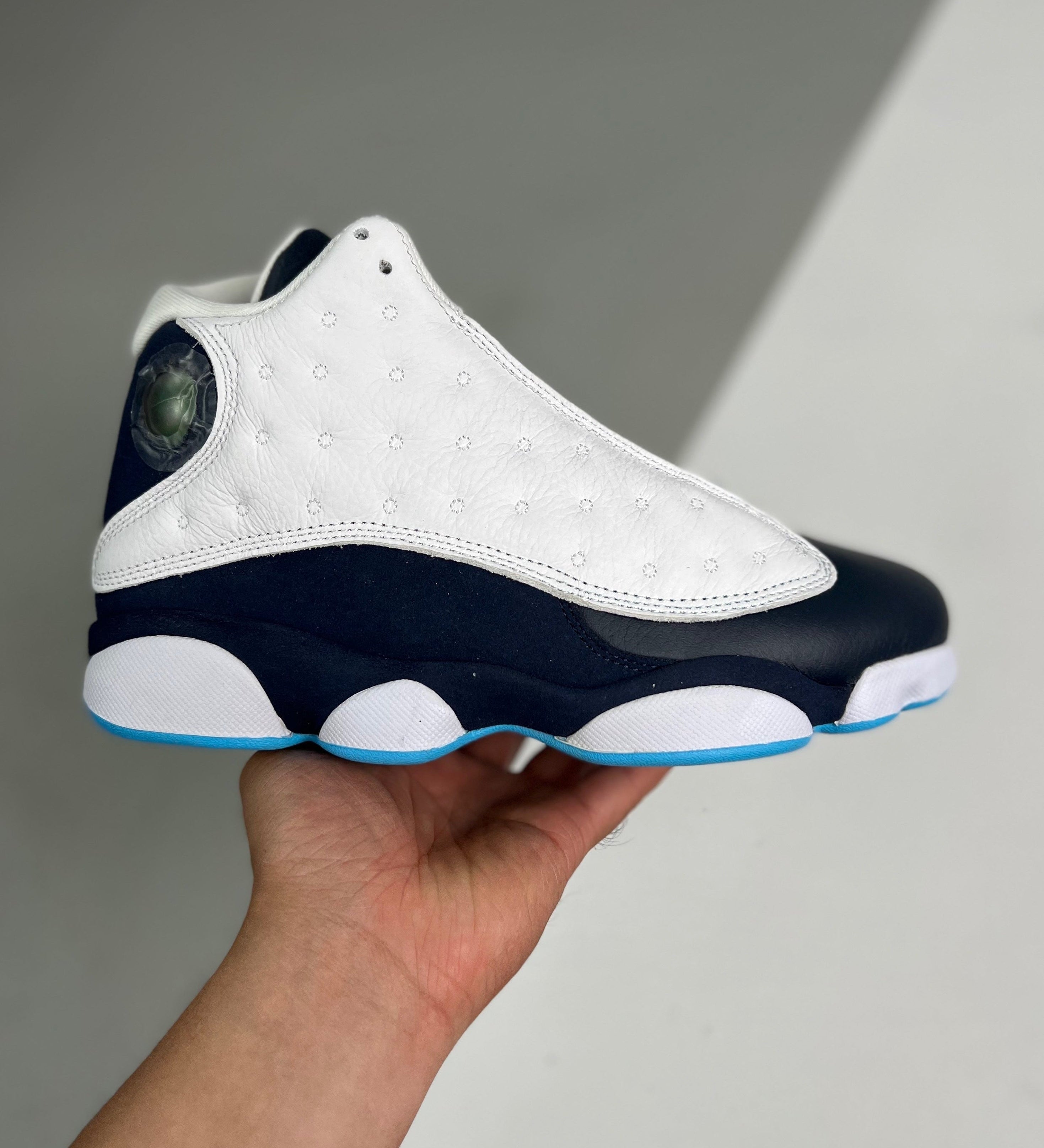 13 Obsidian Blue