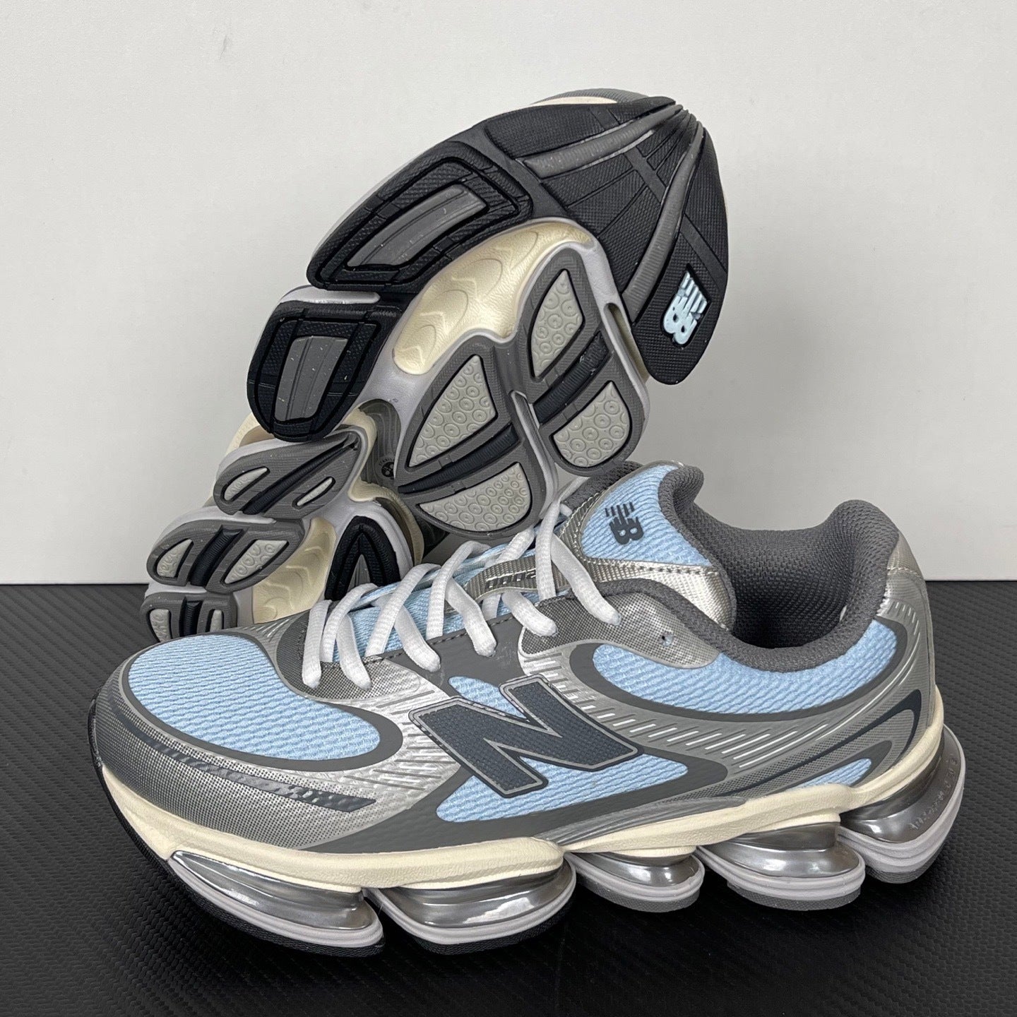 2000 ABZORB Light Chrome Blue/Silver Metallic
