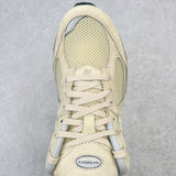 2002R Creme