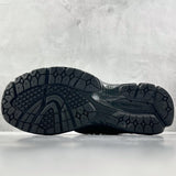 1906 Triple Black