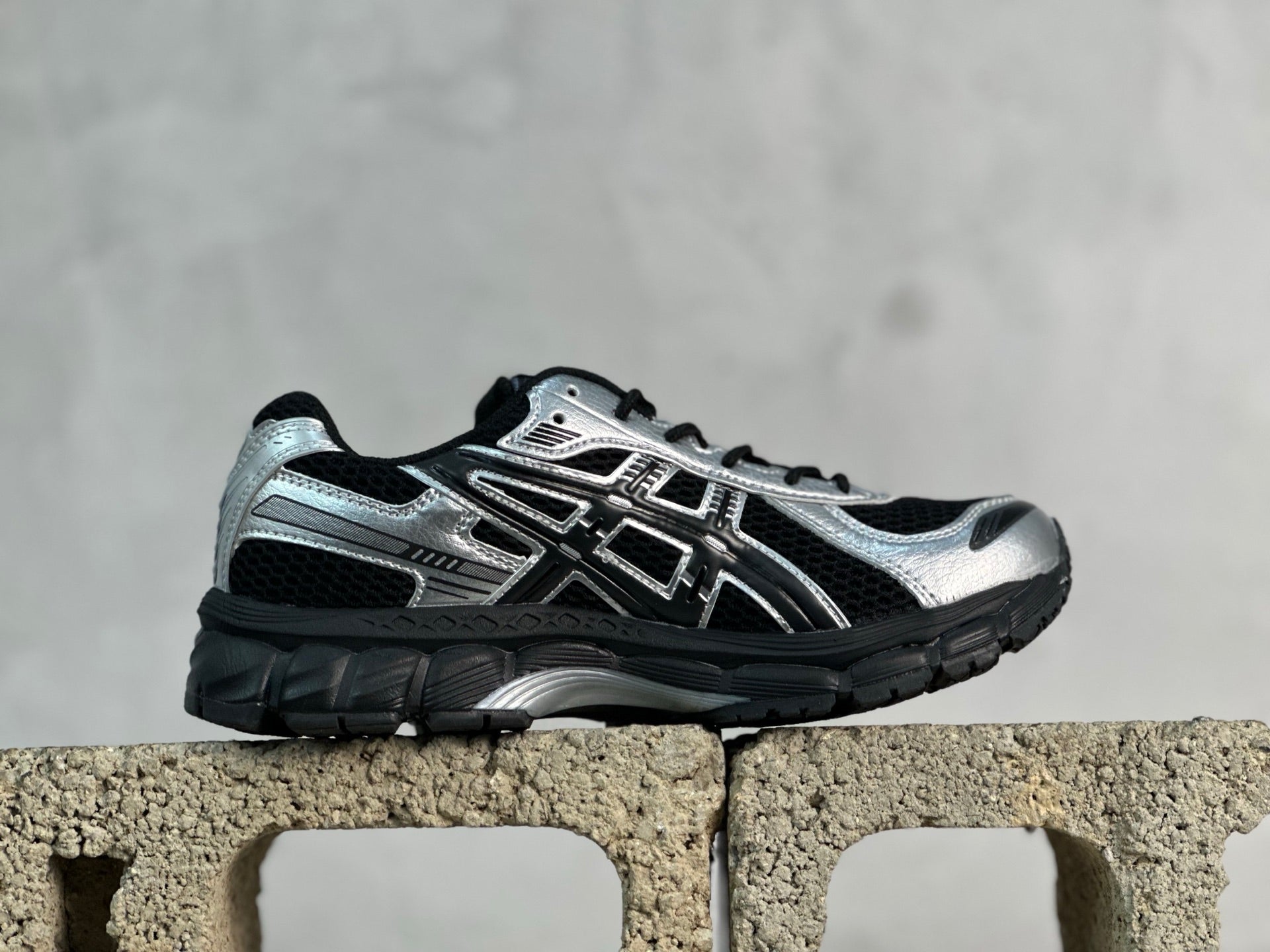 GEL-Kayano 12.1