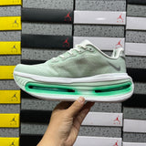 Vomero Premium Green