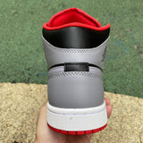 AJ1 MID Bred Shadow