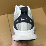 Vomero 18 Black/White