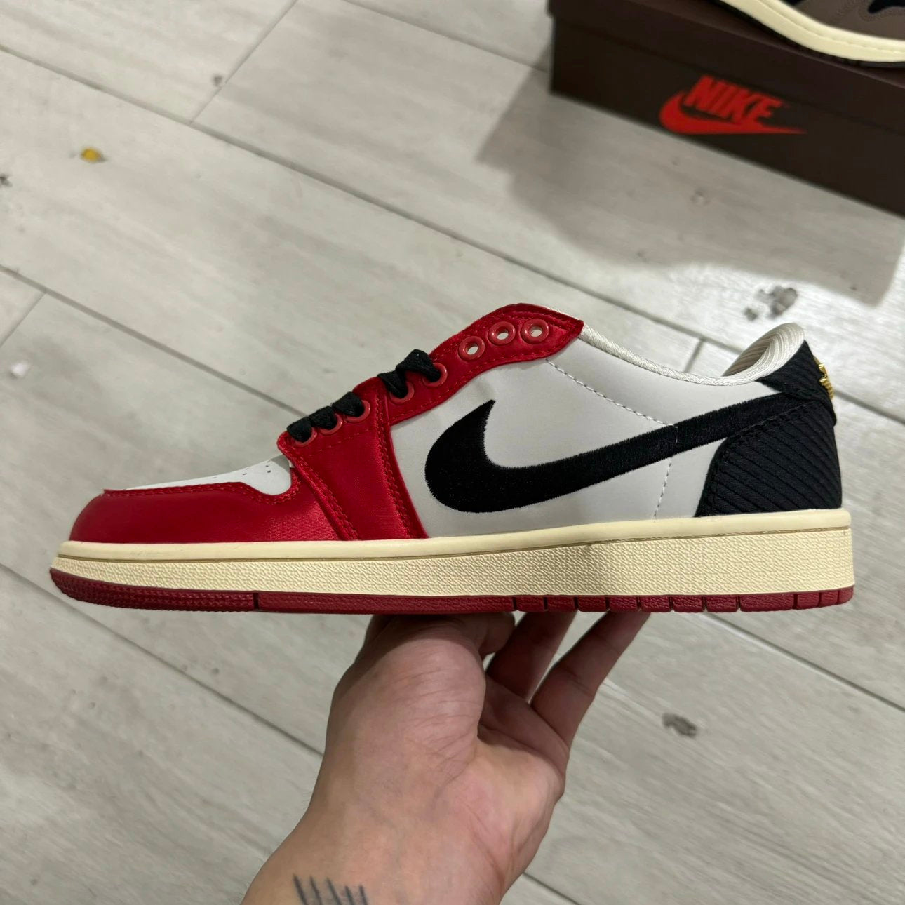 AJ1 Trophy Room Away