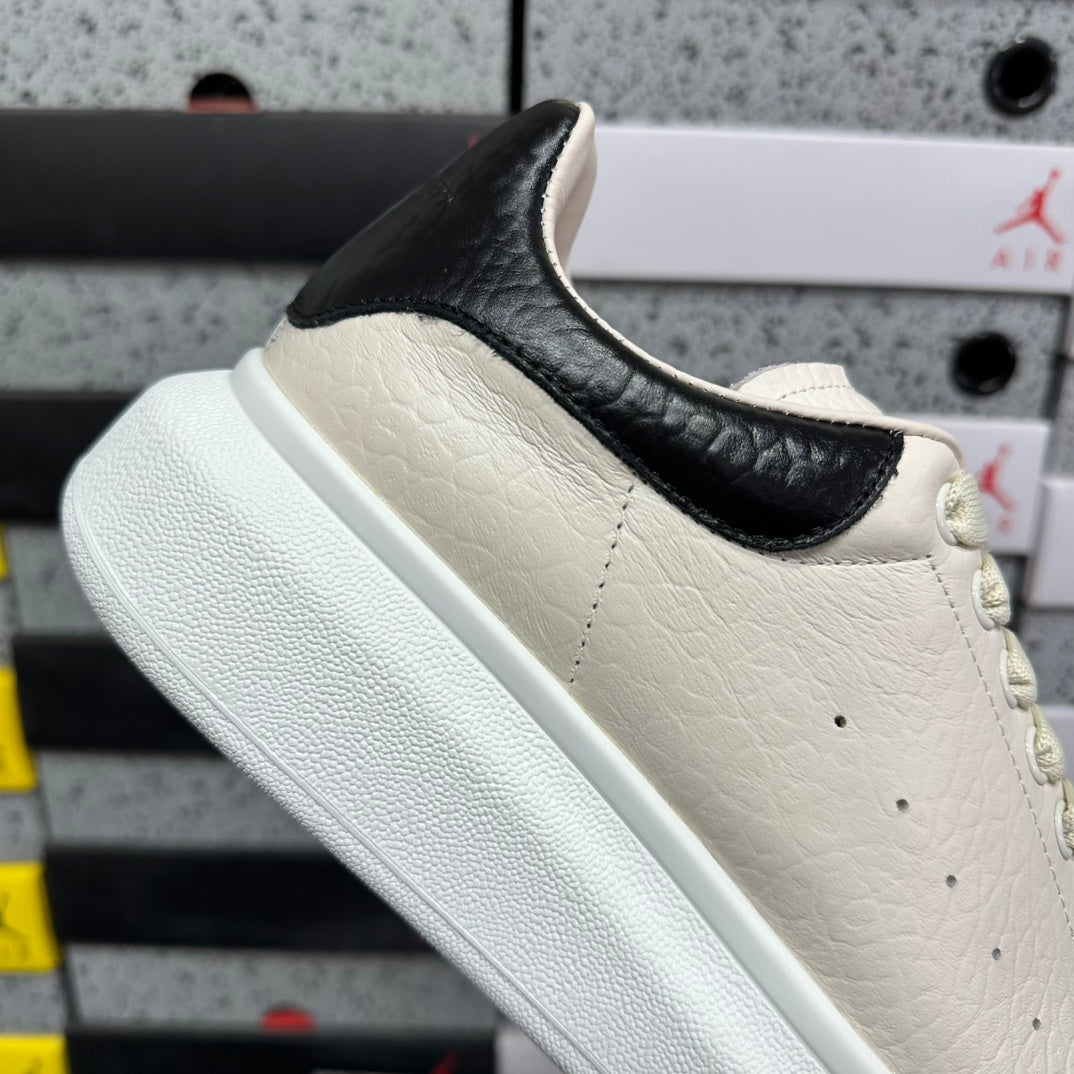 Alexander McQueen Beige and Black Drip Sneakers