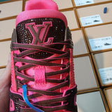 Trainer Pink and Brow Crystal