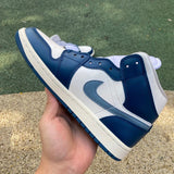 AJ1 MID Sky J French Blue