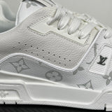 Trainer White