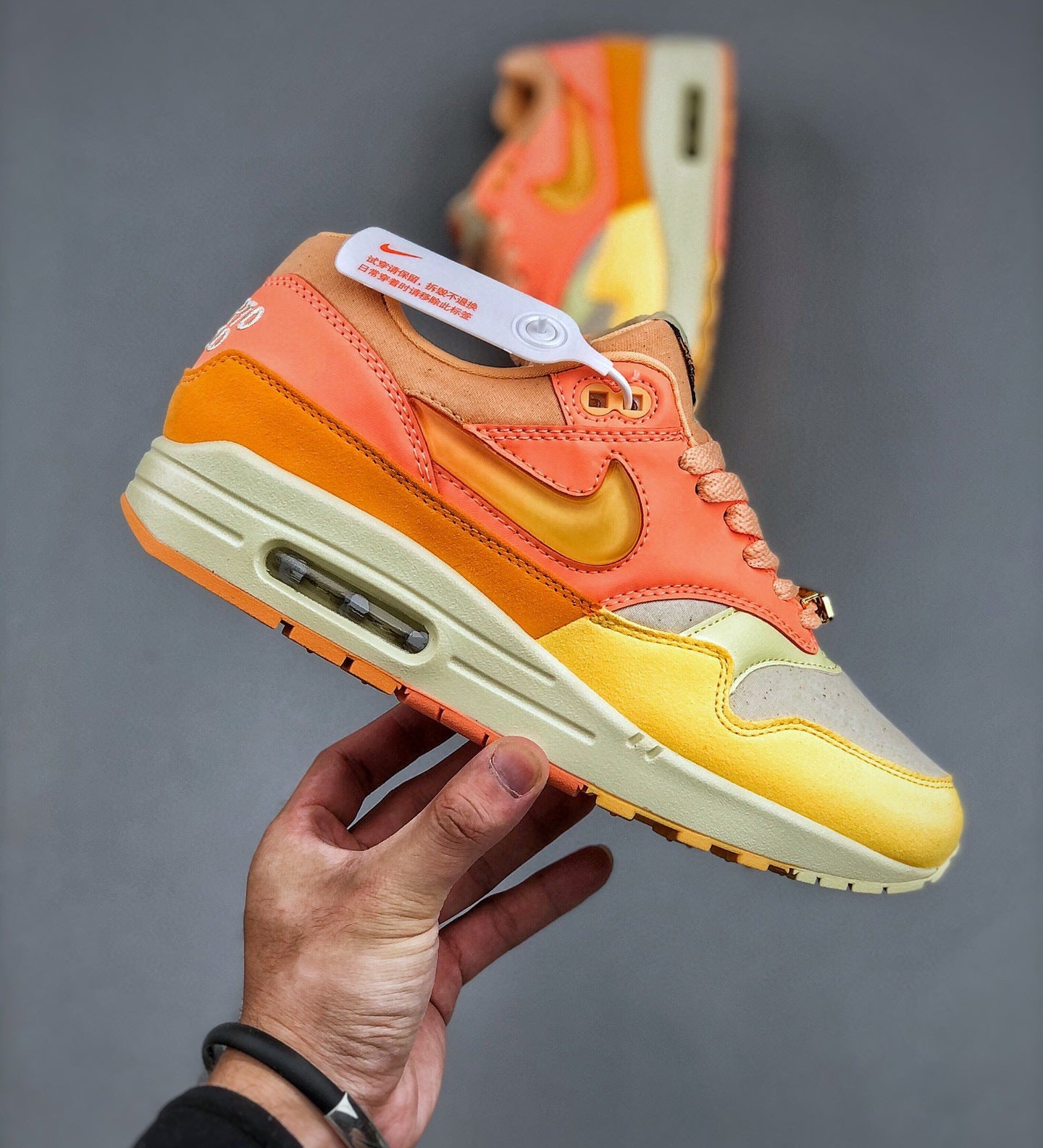 Air Max 1 Puerto Rico Day Orange Frost