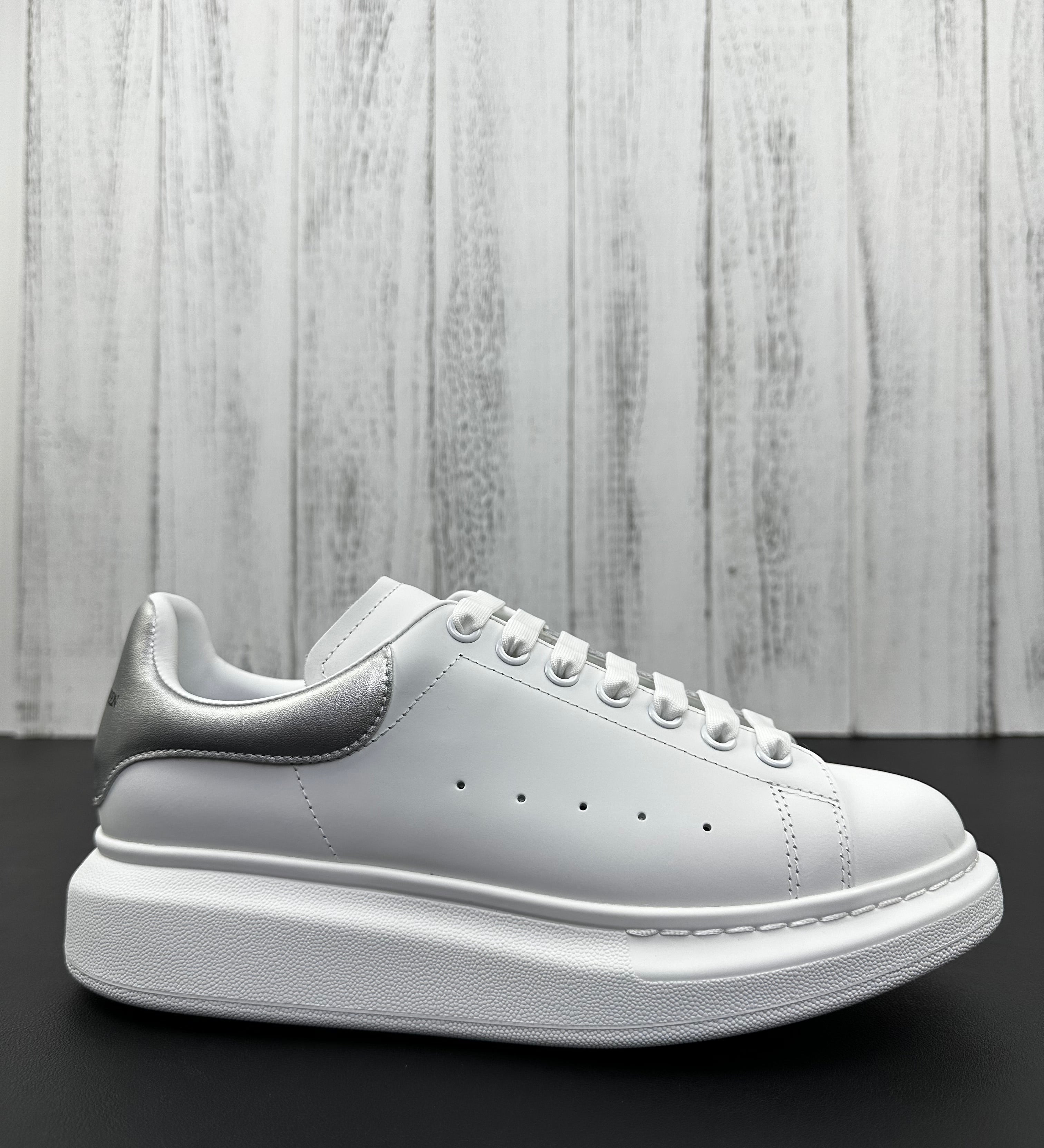 Alexander McQueen Cinza Drip Sneakers