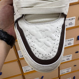 Trainer White and Black