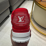 Trainer Red