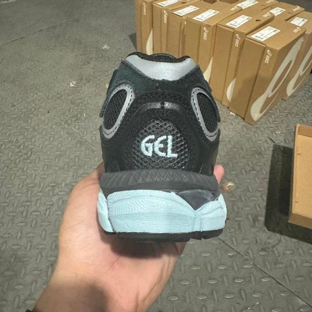 GEL-NYC Black and Blue