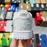 SB Low Ess “White Paisley”
