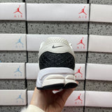 Vomero 5 White / Black
