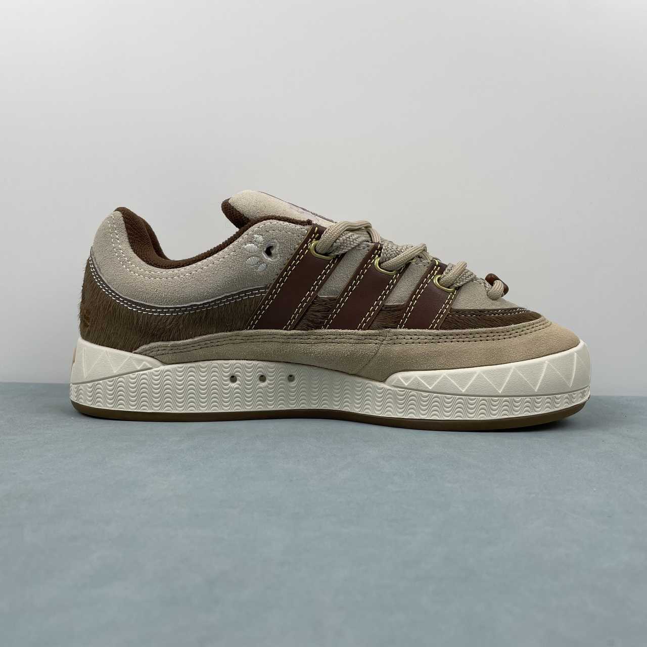 AD Adimatic White Grey Brown