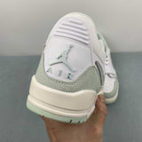 Legacy 312 White Sail