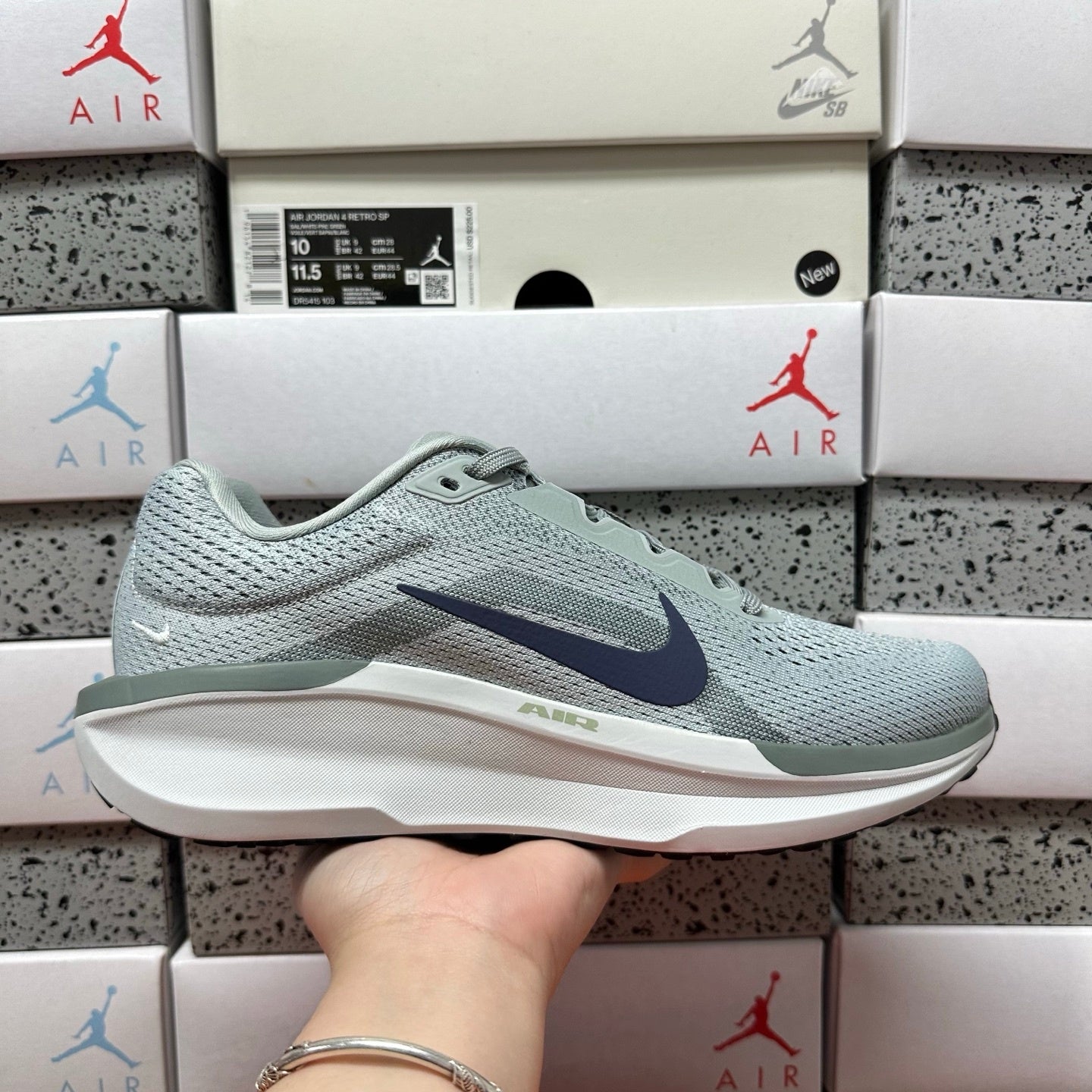 Winflo 11 Grey/White