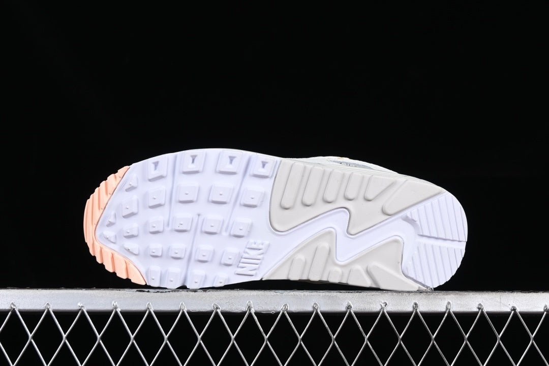 90 Summit White/Light Bone